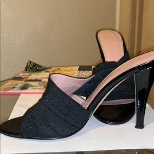 👠Black Calvin Klein Open-toe Heeled Sandal!👠
